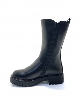 Botes altes plataforma dona